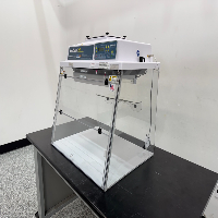 AirClean 600 PCR Workstation image 1